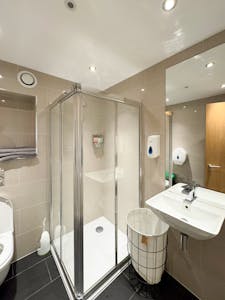 2 Bath Place - Offices, London, Serviced Office To Let - Image 40.jpg