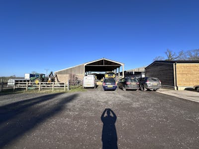 Storage Barns, Waterperry, Industrial To Let - IMG_4383.jpeg