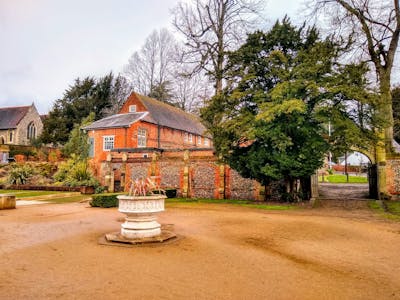 Caversham Court, Reading, Office / Residential / Education / Healthcare To Let / For Sale - Caversham Court Reading RG4 7AD external view from Gardens.jpg