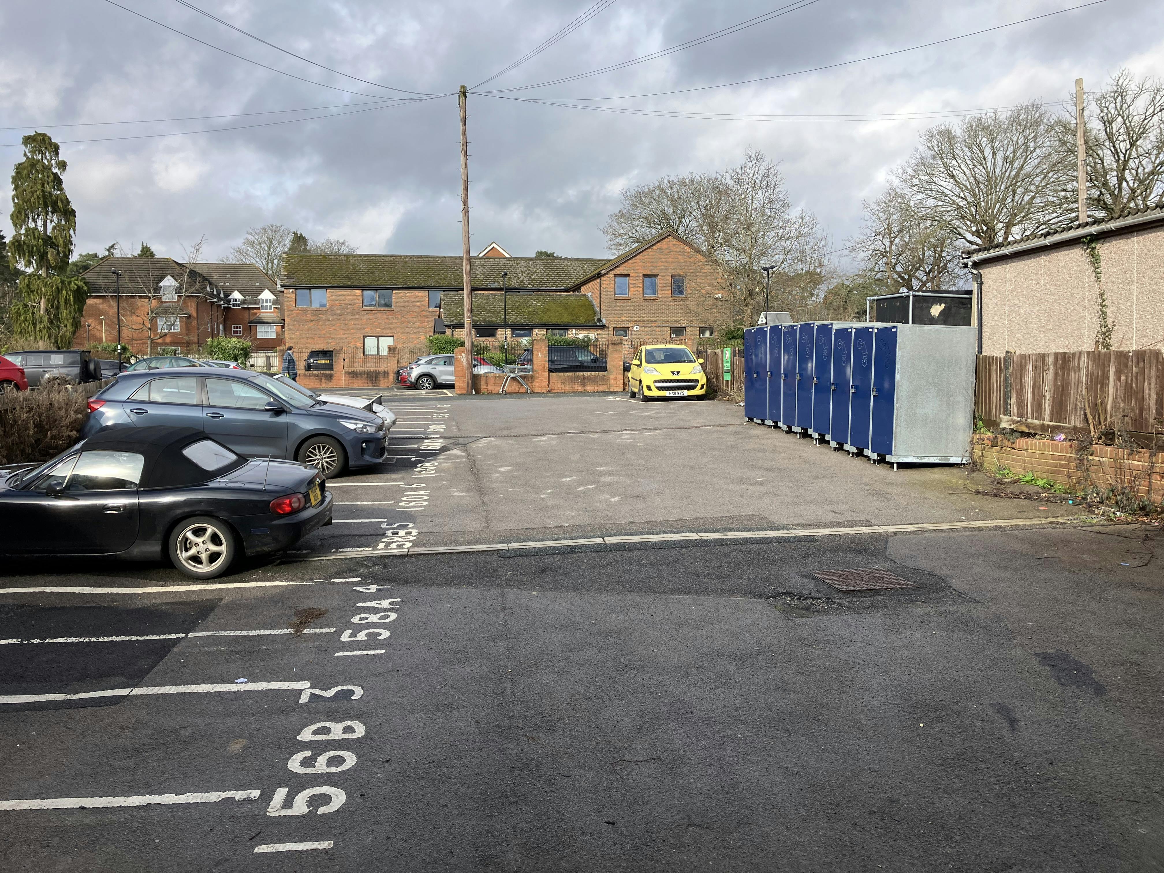 158 Fleet Road, Fleet, Retail To Let - IMG_0357.JPG