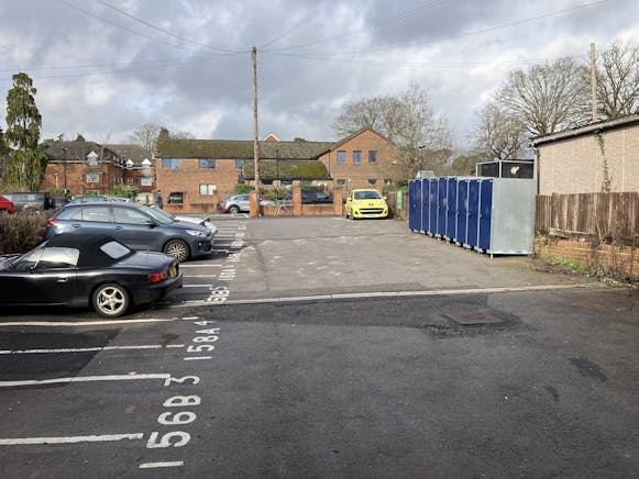 158 Fleet Road, Fleet, Retail To Let - IMG_0357.JPG