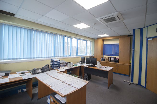 Unit 28, Cygnus Business Centre, Willesden, Industrial / Warehouse / Trade Counter / Showroom To Let - 11.jpg