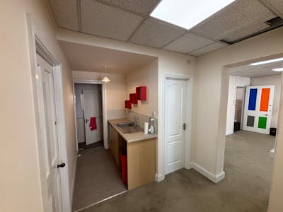 First Floor, Harpenden, Office To Let - IMG_1389.jpeg