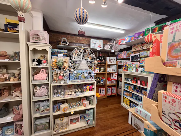 35 High Street, Amersham, Offices / Retail For Sale - 20260615_095935271_iOS.jpg