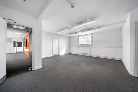 1 Brewery Road, London, Distribution Warehouse / Industrial To Let - 2R7A7250.jpg