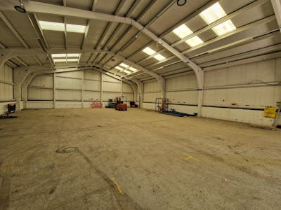 4 Ledson Road, Manchester, Industrial/Logistics To Let - 20250318_113739.jpg