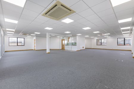 Unit 2, Bell Business Park, Aylesbury, Office To Let - 96419_2BellBusinessParkSmeatonClose  28.jpg