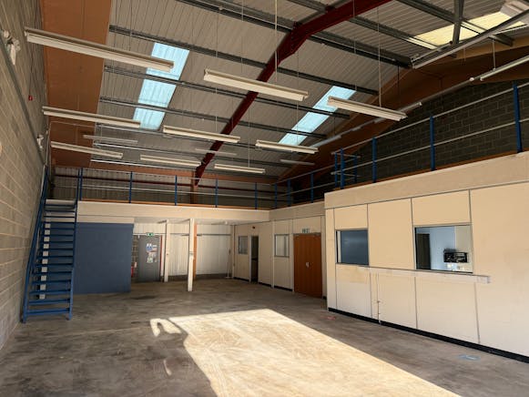 Unit 4, Sheffield, Industrial/Logistics To Let - IMG_8558.jpeg