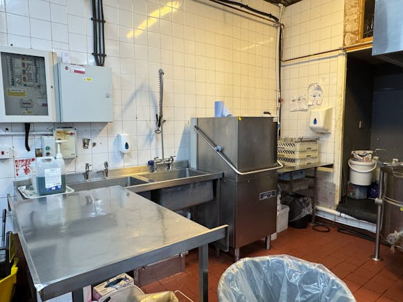 Exceptional Licensed Japanese Restaurant in Glasgow City Centre, Mikaku, 45 Queen Street, Glasgow For Sale - IMG_8100 2.jpg