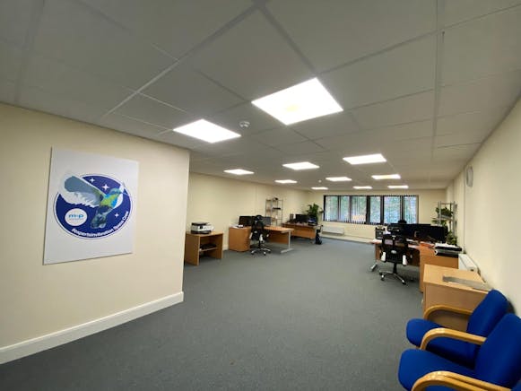 2 Highview Business Centre, High Street, Bordon, Offices To Let - ca16d6a743c345fb9e2748e5d5f70e5f.JPG