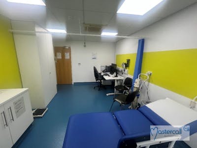 International House, Stockport, D1 (Non Residential Institutions) / Leisure / Office / Retail To Let - watermarked_clinical_rooms10.jpg