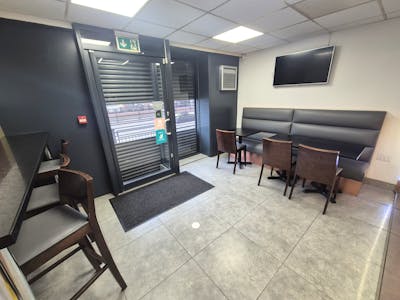 8-10 Rochdale Road, Oldham, Office / Retail For Sale - 20260213_144914.jpg