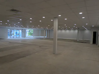 Unit 5, Godalming, Leisure / Retail To Let - PXL_20260702_080739984.jpg