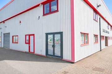 Circle Line House, Harlow, Offices To Let - Circle Line Office Exterior 1.jpeg
