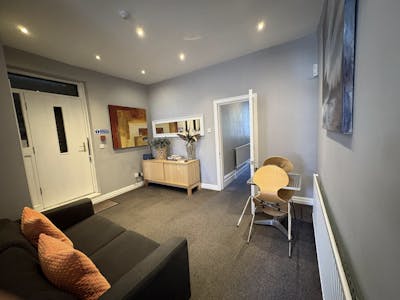 229 Bury New Road, Whitefield, Manchester, Office / Serviced Office To Let - Communal Lounge