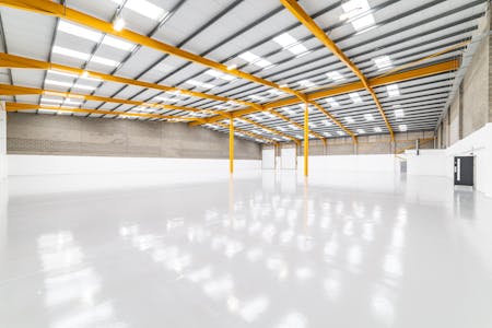 Unit 4, The Arena, Enfield, Industrial/Logistics To Let - The Arena_Unit 4_19.jpg