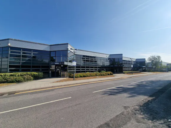 Unit 6, The Ringway Centre, Edison Road, Basingstoke, Industrial To Let - 20260722_085841.jpg