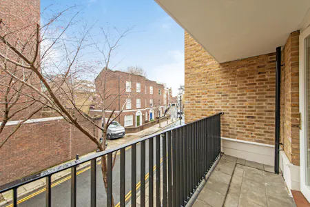 348 St. John Street, London, Residential Flat To Let - Balcony