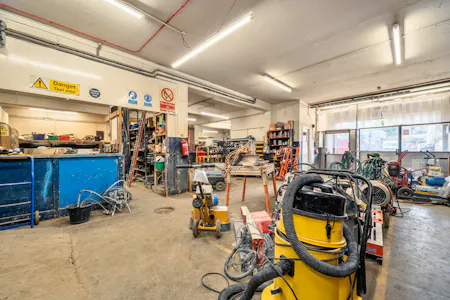 14-16 Shacklewell Lane, London, Industrial / Light Industrial / Warehouse To Let - 1515895 (4).jpg