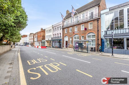 10 High Street, Windsor, Office To Let - 5b605b6505874c098c76ce62f03a5b5a.jpg