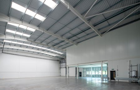 Bartley Junction, Bartley Wood Business Park, Hook, Industrial / Warehouse To Let - Unit 2 - warehouse