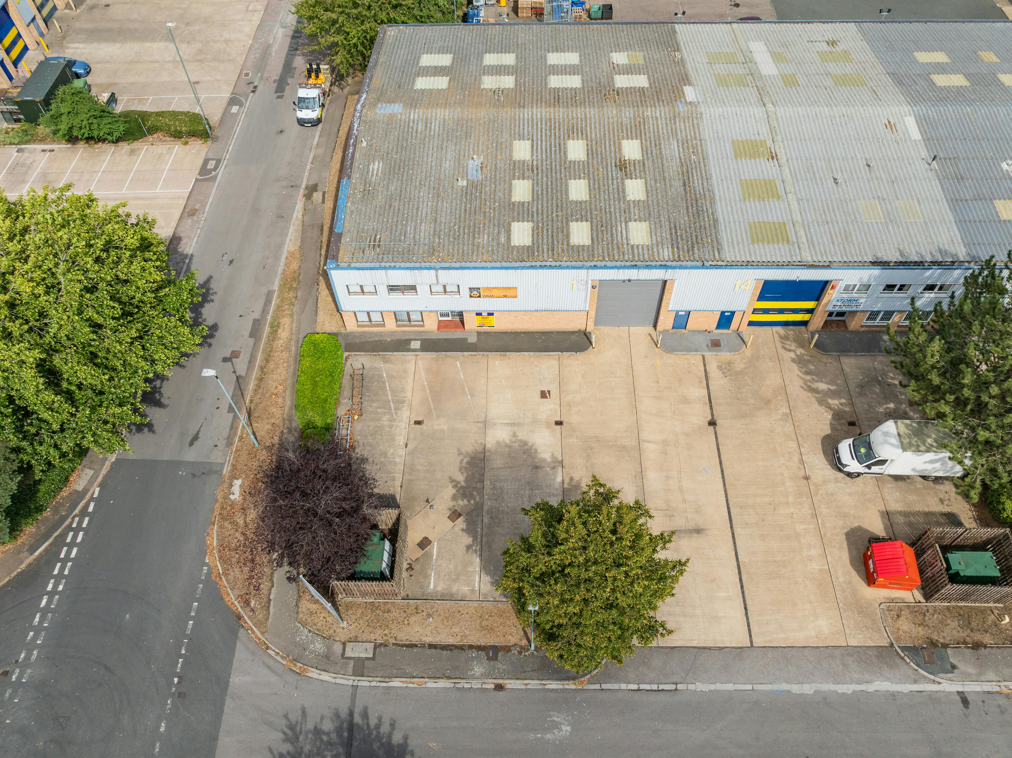 Industrial Unit in Tewkesbury - photo 4