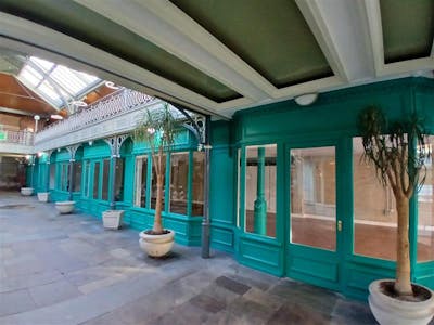 Units 5 - 7, The Buttermarket, Newark, Retail To Let - 97597628-5df0-47b1-91ed-518877e116c7.jpg