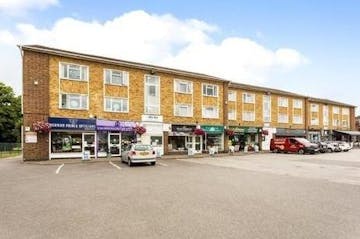 4 Hermitage Parade, Ascot, Retail To Let - image-0-480x320.jpg