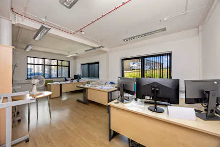 BLB House, Unit 15 Hunns Mere Way, Brighton, Business Park / Business Units / E (Commercial / Business / Service) / Flex Office / Office / Serviced Office To Let - Hunns Mere Way, BLB House Unit 15-001.JPG