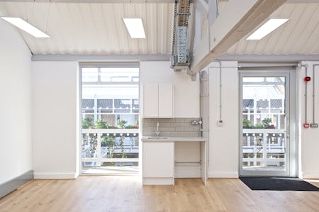 Islington Studios, Marlborough Road, London, Office To Let - SL_11.png