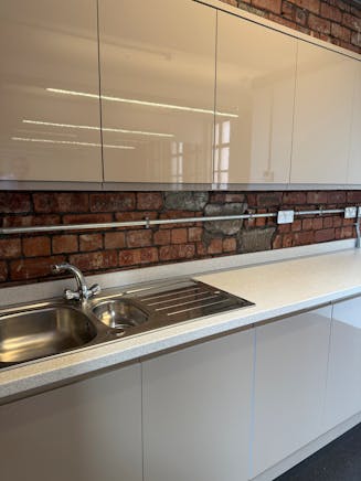 Cross York Street Studios, Cross York Street, Leeds, Offices To Let - 10x.jpg