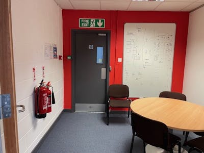 Office Suite, Acora House, Burgess Hill, Serviced Office To Let - 4.jpg