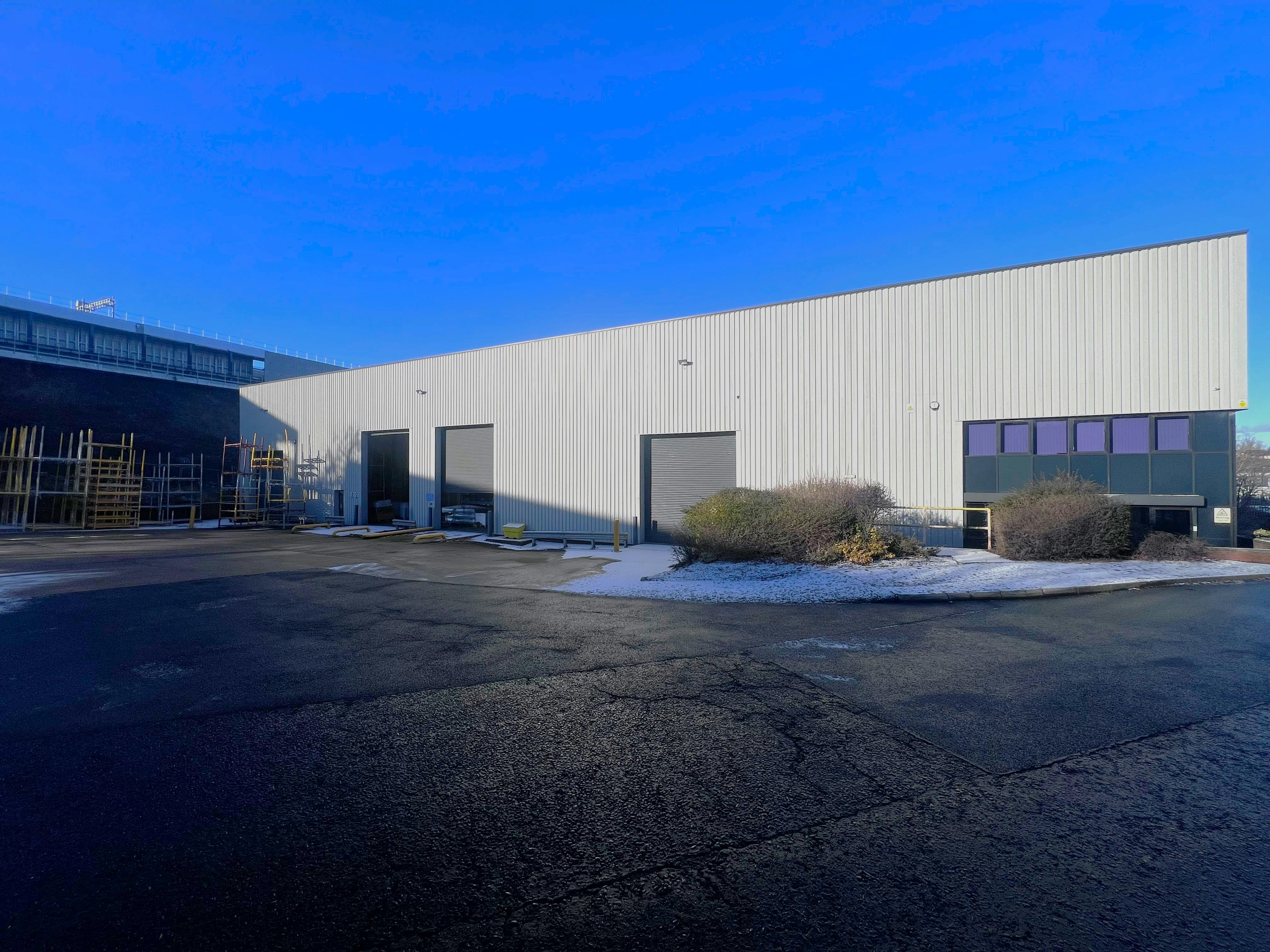 Unit 11, Millshaw Park, Leeds, West Yorkshire, LS11 0LW