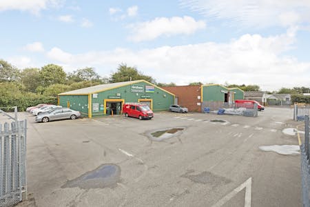 Unit 1, Brown Lane West, Leeds, Industrial To Let - IMG_4239.jpg