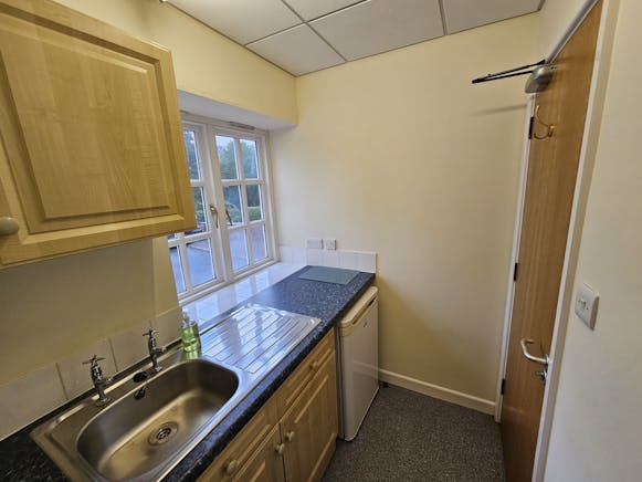 The Archway, Radford Road, Alvechurch, Office To Let - Image 12