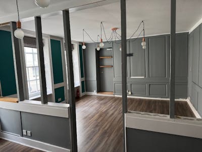 37 Great Queen Street, London, Office To Let - Front offices