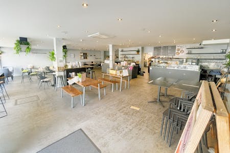 52 Warwick Street, Leamington Spa, Unit A, Leamington Spa, Leisure / Retail To Let - Esquires Coffee Image 2.jpg