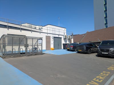 Morris House, Woking, Investment / Office / Retail For Sale - PXL_20260422_124733513.jpg