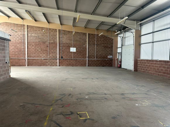 Unit 2, Newport, Industrial To Let - Internal1.jpg