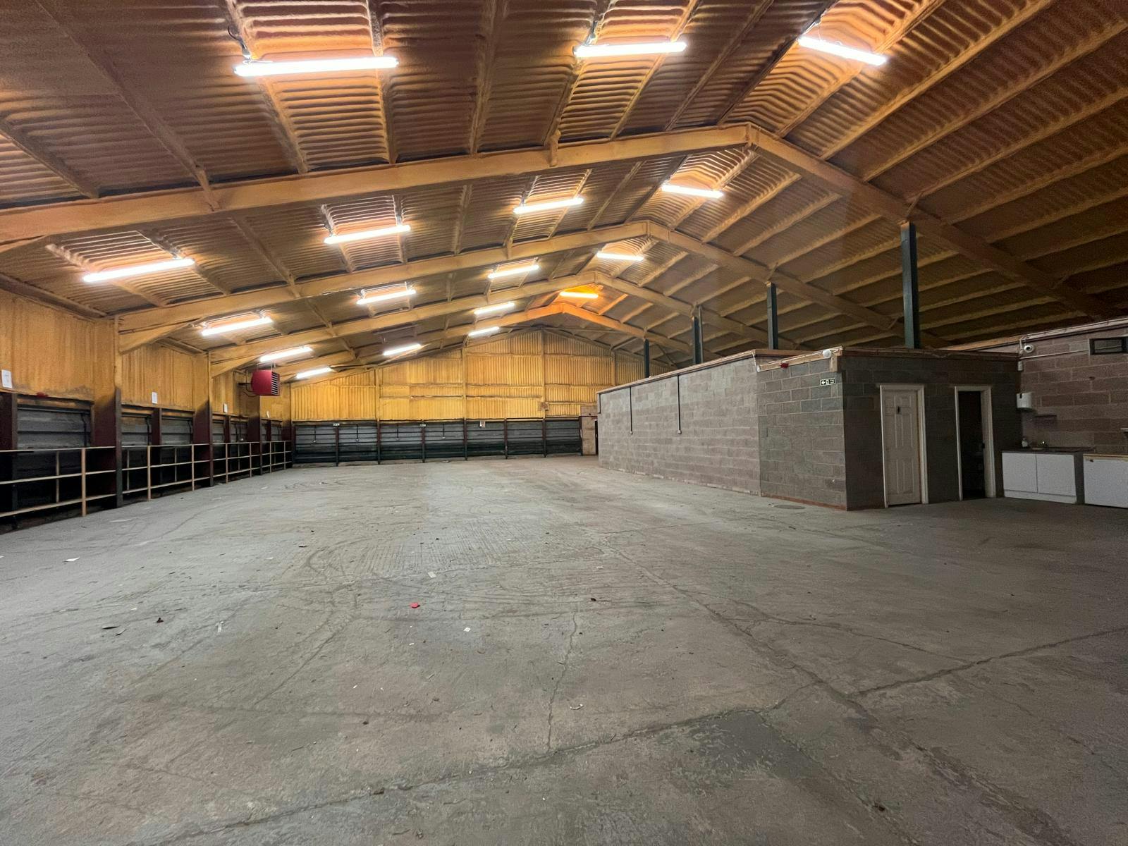 Unit 6A & 9 Gawcott Fields, Buckingham, Industrial To Let - WhatsApp Image 20250918 at 161635_81b9a1bd.jpg