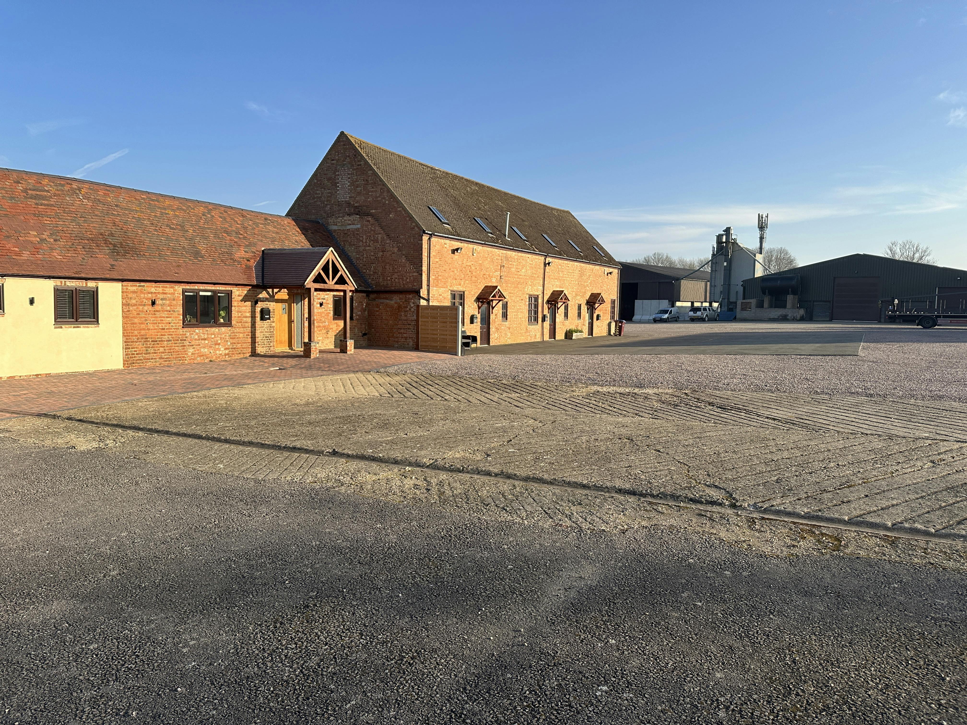 Millers Barn, Millers Barn, Northampton, Offices / Retail To Let - IMG_17301.JPG