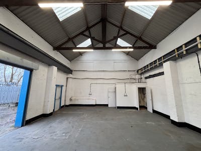Unit B3A, Avondale Business Park, Cwmbran, Industrial To Let - IMG_6290.jpg