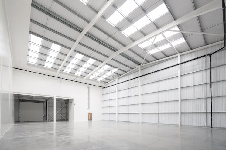Victory Park, Cleeve Road, Leatherhead, Warehouse & Industrial To Let - Metroplex Unit 14.jpg