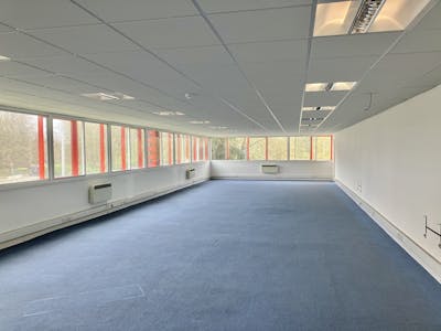 Unit 7 Plane Tree Crescent, Feltham, Warehouse To Let - IMG_1111.jpg