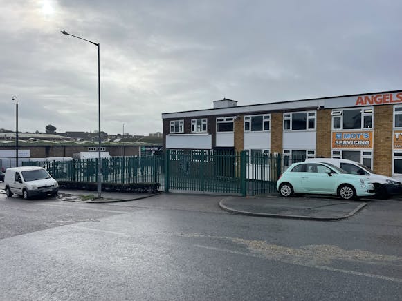 8B Brett Drive, Bexhill-on-Sea, Industrial For Sale - IMG_3967.JPEG