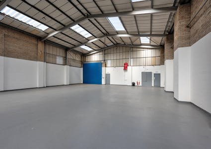 Unit 19 , Corngreaves Trading Estate, Charlton Drive, Cradley Heath, Industrial / Industrial / Warehouse To Let - 19_011.jpg