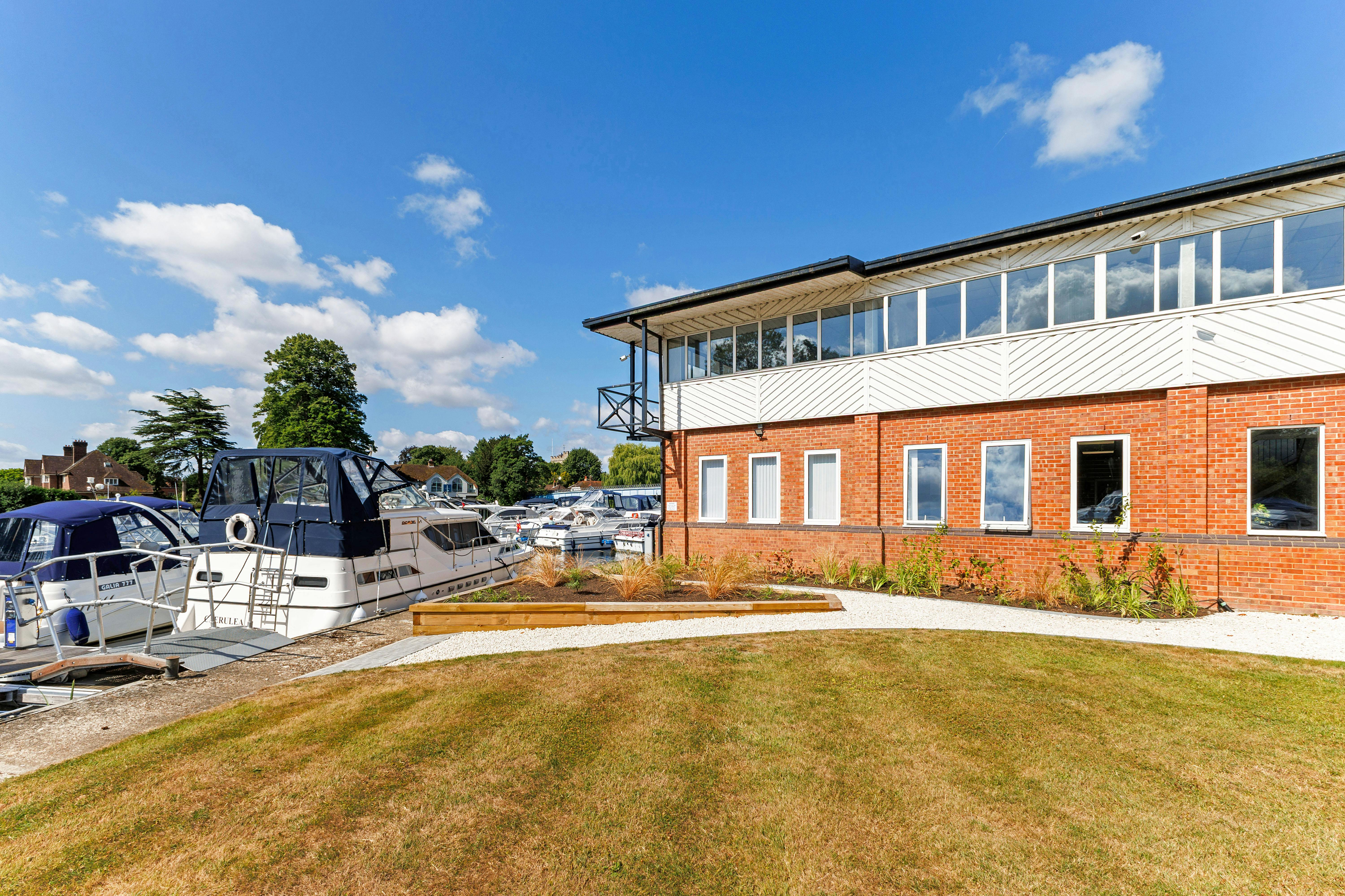 DB Marine Building, Ferry Lane, Cookham on Thames, Offices To Let - 95149_D B Marine Cookham Bridge 37.jpg