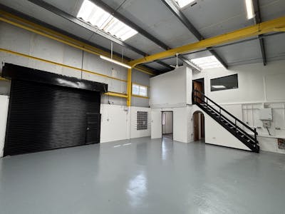 Unit 86, Portmanmoor Road Industrial Estate, Cardiff, Industrial To Let - IMG_3817.jpg