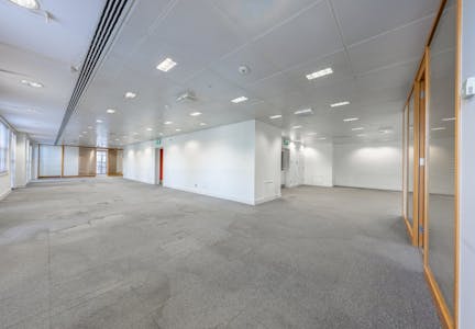 76 Crown Road, Twickenham, Office To Let - 76 Crown Road intb.jpg