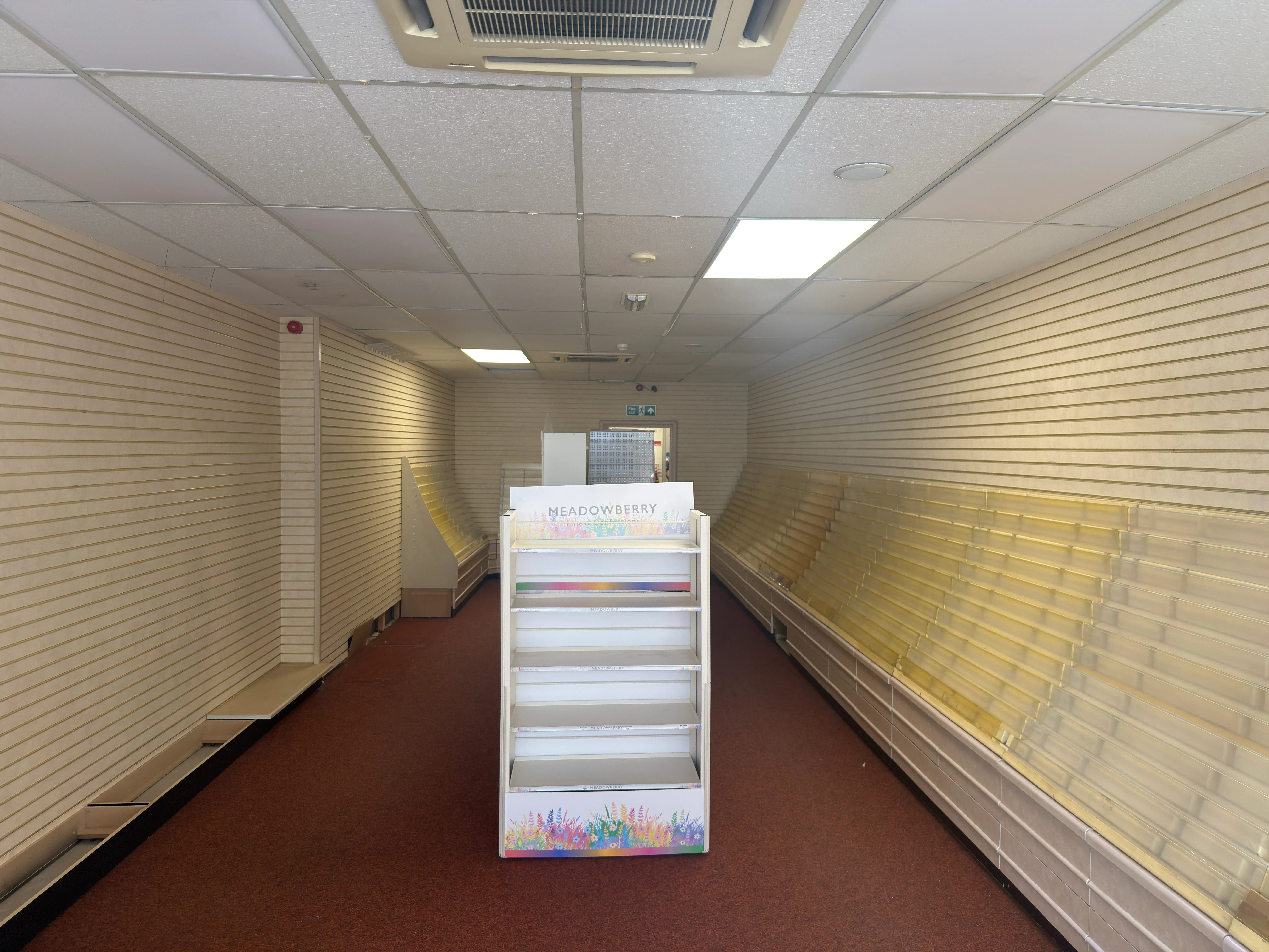 29 Sycamore Road, Amersham, Retail To Let / For Sale - 20260629_134011671_iOS.jpg